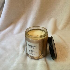 Bath & Body Works Welcome Home Single Wick Candle